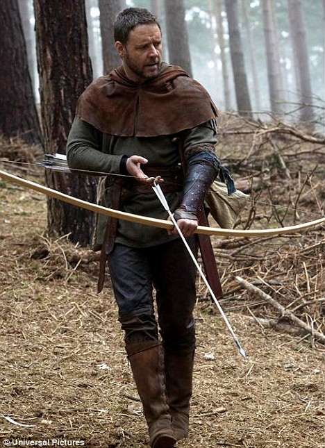 Movie robin hood russell deals crowe